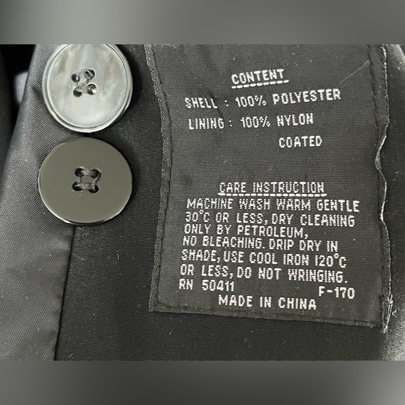 DONTELLA Woman’s‎ Black Hidden Button Dress Coat Size Small - Picture 4 of 4